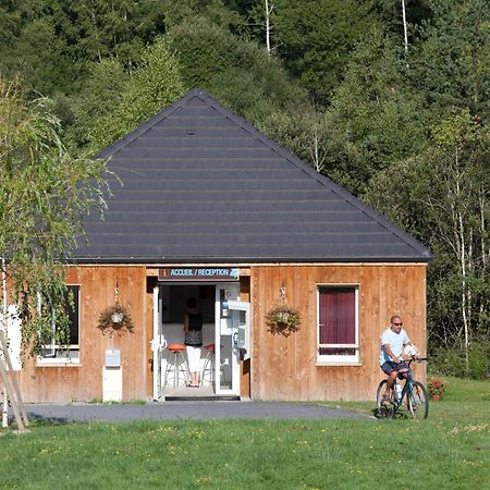Vacanceole - Residence Le Domaine Du Bosquet Égletons Exteriör bild
