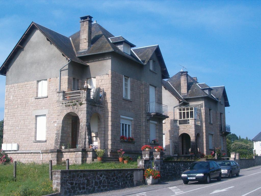 Vacanceole - Residence Le Domaine Du Bosquet Égletons Exteriör bild