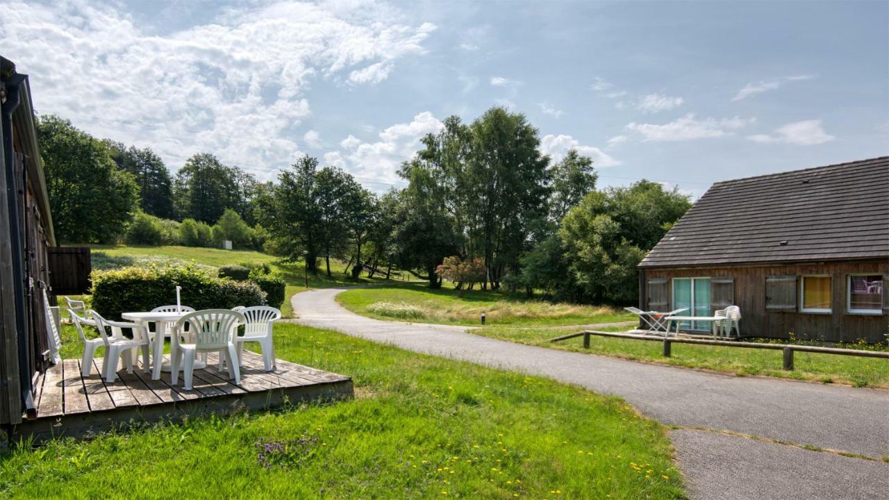 Vacanceole - Residence Le Domaine Du Bosquet Égletons Exteriör bild