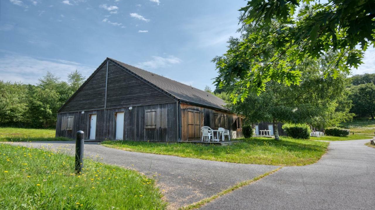 Vacanceole - Residence Le Domaine Du Bosquet Égletons Exteriör bild